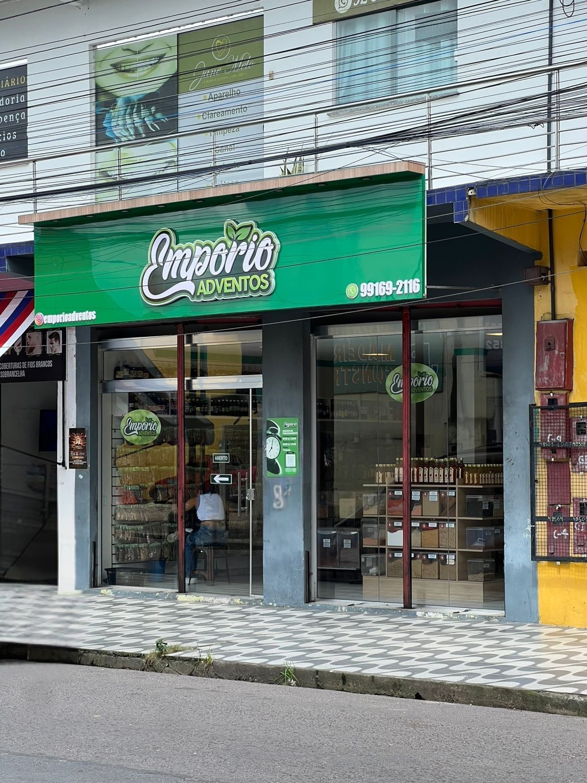 Fachada da loja Empório Adventos — Cidade de Deus